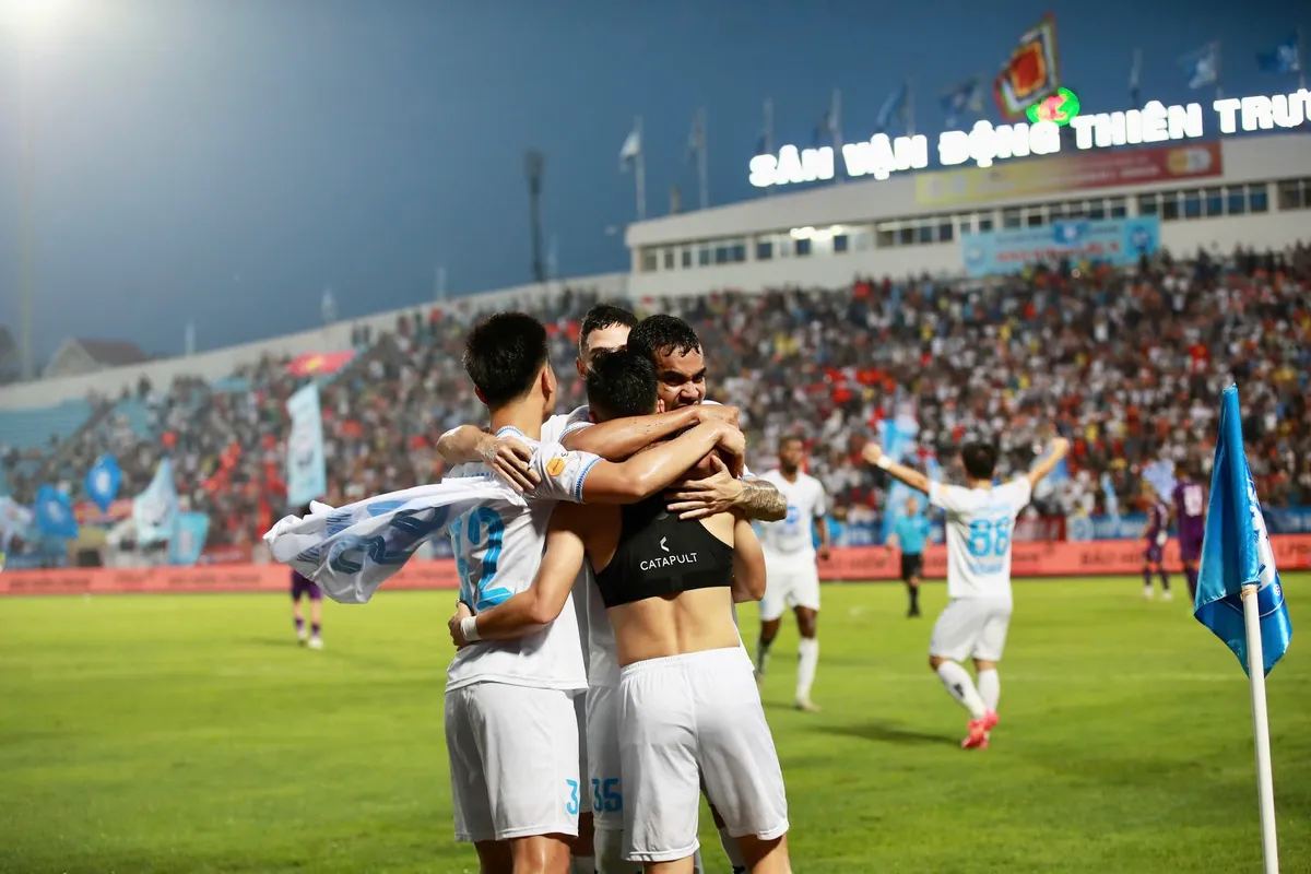 Đội Hình Ra Sân